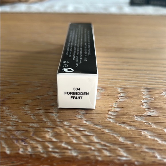 Marc Jacobs Enamored Hi-Shine Lip Lacquer - Picture 2 of 2